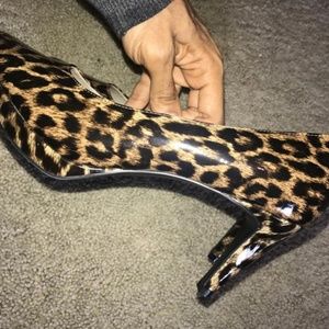 EASY SPIRIT Leopard Patent Leather Heels Sz 11